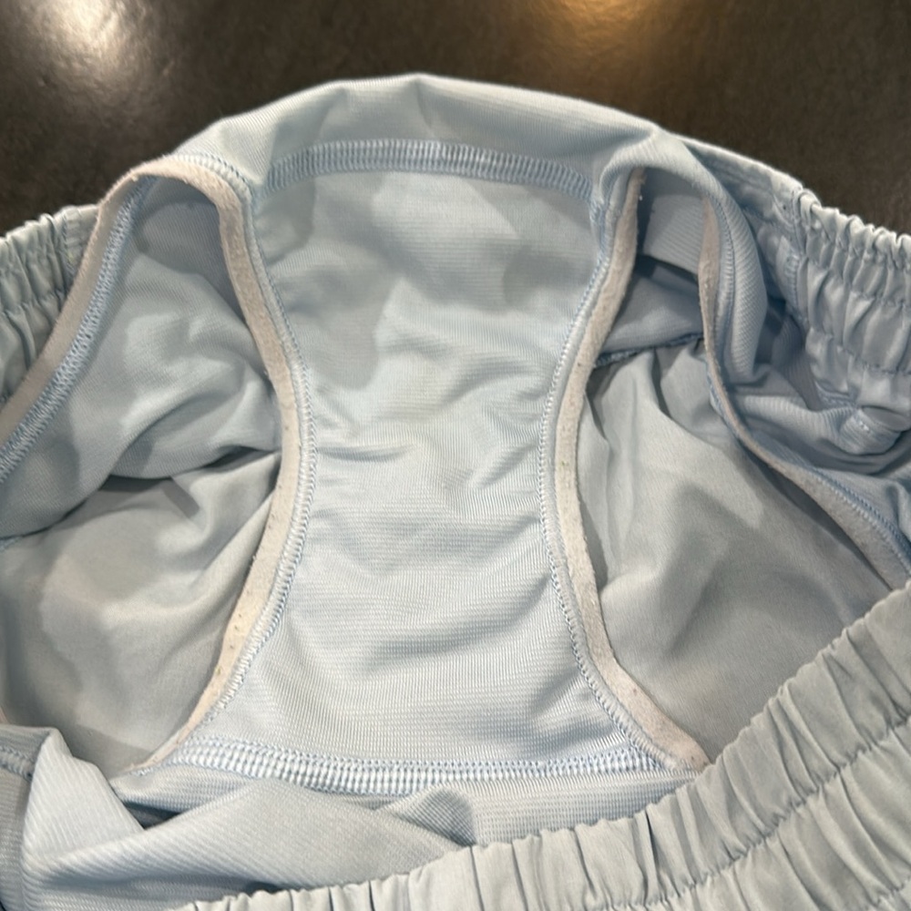 (6261) LULULEMON Hotty Hot High-Rise Lined Short 2.5" in Sz 6 *Loved *Blue linen - Picture 8 of 8
